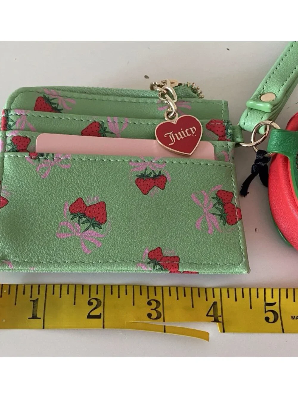 Juicy Couture‎ Sweet Strawberry Zip Card Case Wristlet Retro Green W/Coin Purse